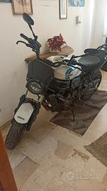 Yamaha xsr 700