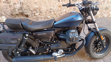 Vendo Guzzi bobber blù