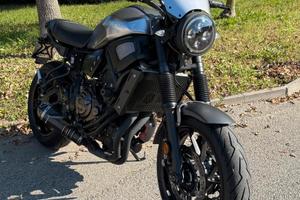Yamaha XSR 700 abs