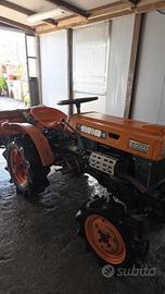 Kubota B6000