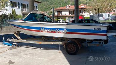 Barca da sci e wake