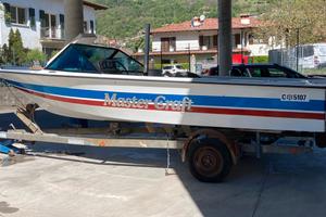 Barca da sci e wake