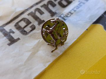Ferrari Cavallino Rampante Spilla Cromata Vintage