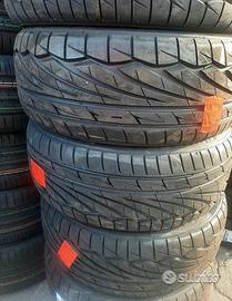 215 40 17 toyo nuove