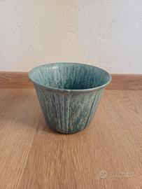 portavaso azzurro Andlovitz per Ceramica Laveno