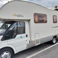 Camper mansardato 