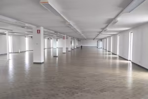 Negozio a Udine Nord di 1340mq