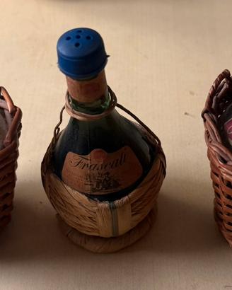 Lotto 3 bottiglie mignon liquori e vino vintage