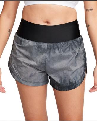 Nike Pantaloncino Loose-Fit Slip Integrato 