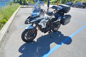Benelli TRK 502 strada