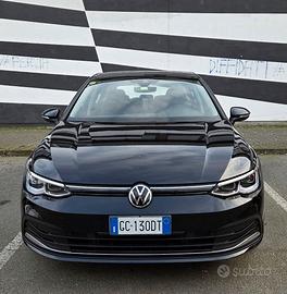 GOLF 8 2021 2.0 TDI CON OMOLOGAZIONE GANCIO TRAINO