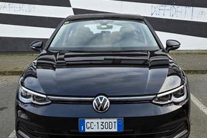 GOLF 8 2021 2.0 TDI CON OMOLOGAZIONE GANCIO TRAINO