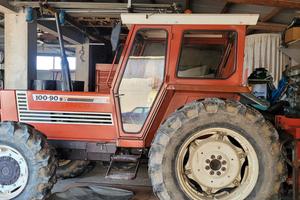 Trattore Fiat 980 DT