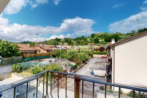 VILLA A SCHIERA SU UN UNICO LIVELLO CON GIARDINO P