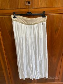 Pantaloni bianchi leggeri
