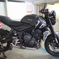 Triumph trident 660