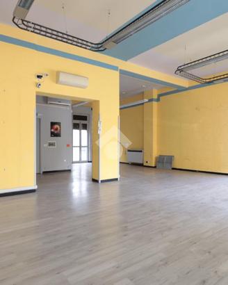 NEGOZIO A ALESSANDRIA