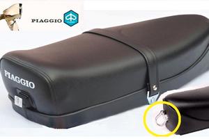 Sella con CHIAVE e PORTCASCO Vespa 125 ET3 SPECIAL