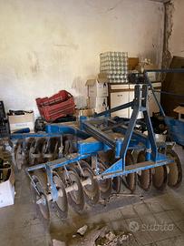 Dischiera erpice a disco