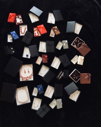 26 pezzi bigiotteria donna nuova