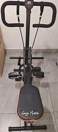 Total powercrunch con cyclette e manubri