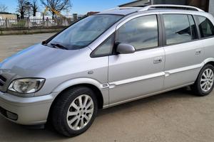 Opel Zafira Elegance 2.0 Diesel