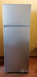Frigorifero con freezer 