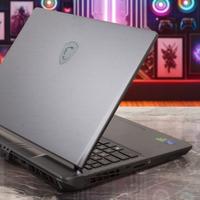 MSI Vector 16 HX RTX 5070 Ti 32GB RAM QHD+ 240Hz