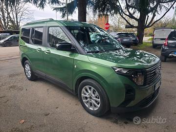 Ford Tourneo Courier 1.0 EcoBoost Titanium rate da