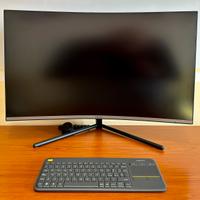 Monitor 4K curvo Samsung, 32”, 60Hz