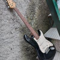 CHITARRA ELETTRICA 