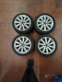 Treno Gomme+Cerchi Audi A6