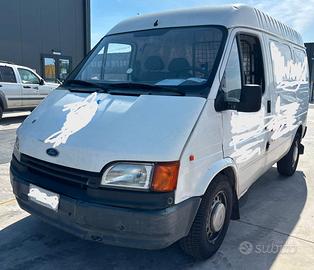 FORD TRANSIT per ricambi usati