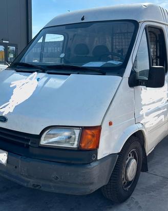 FORD TRANSIT per ricambi usati