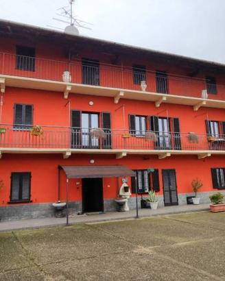 Casa indipendente di 568 m² con più di 5 locali e 