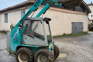 MINIPALA GOMMATA IMER MUSTANG 930 A BENNA E FORCHE