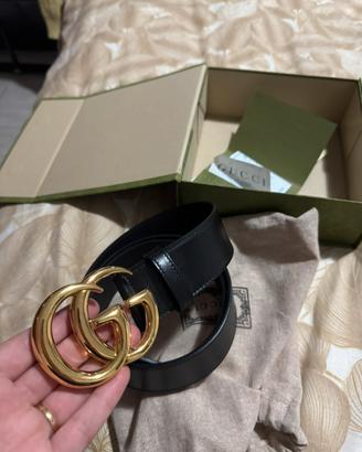 Cintura Gucci Marmont nera larga con scontrino