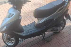 Scooter kimco movie 150