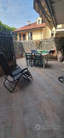 alloggio con giardino
