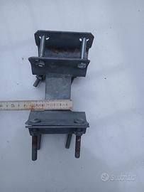 Cavallotto porta palo e antenna a 8, cm 6 distanza