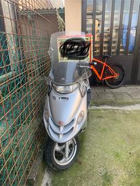 Kymco 50 cc con cassone porta pizze