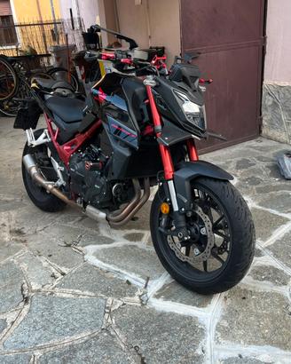 Honda Hornet 750 a2