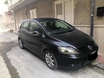 Volkswagen golf plus