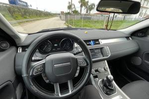 Autovettura Range Rover evoque