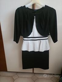 Vestito elegante con coprispalle 