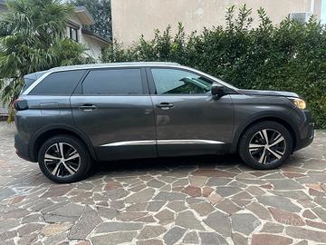 Peugeot 5008 PureTech Turbo 130 S&S Allure
