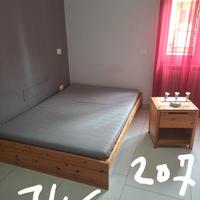 letto una piazza e mezzo con comodino e materasso 