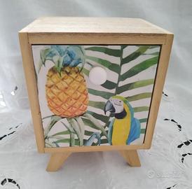 Portagioie in legno con cassettino