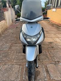 Beverly 250 - euro 850