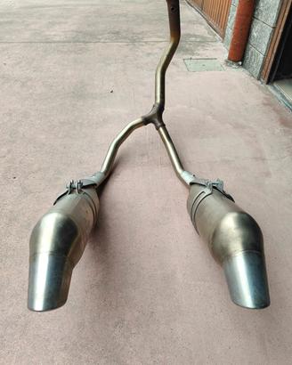 Scarico originale per KTM 690 SM LC4.